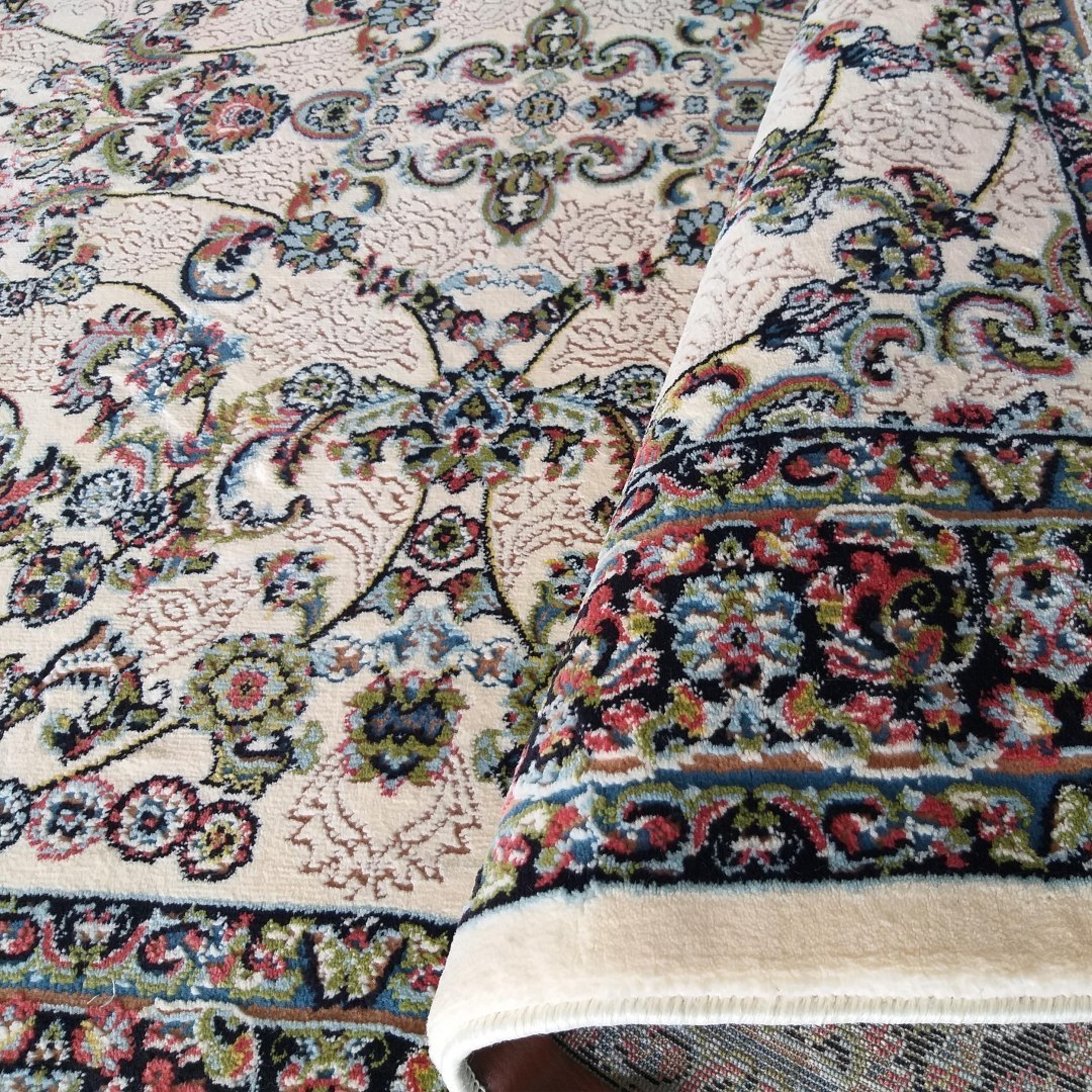 Dywan LUXURY IRANI 3670A 150 x 230 cm wielokolorowy Dywan LUXURY IRANI 3670A 150 x 230 cm wielokolorowy