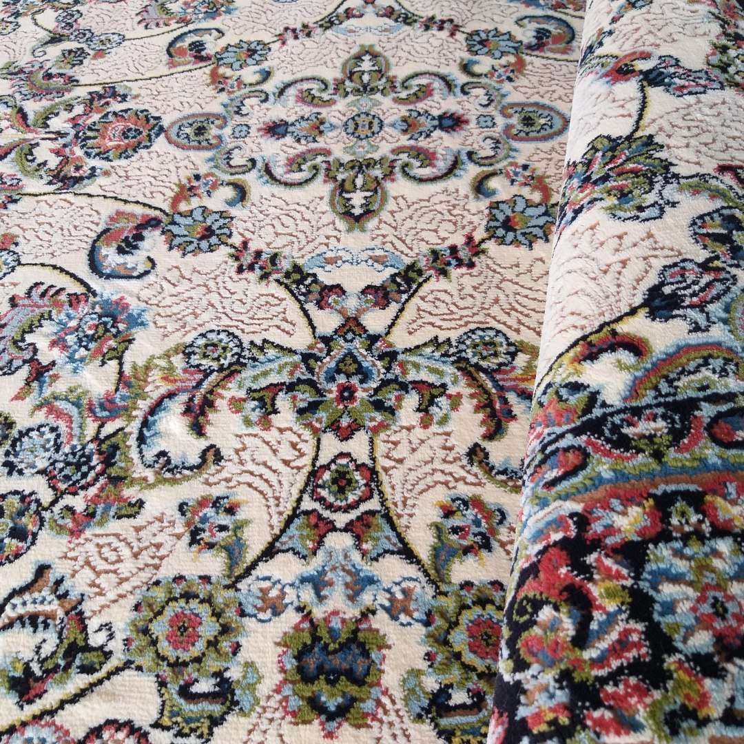 Dywan LUXURY IRANI 3670A 200 x 300 cm wielokolorowy Dywan LUXURY IRANI 3670A 200 x 300 cm wielokolorowy
