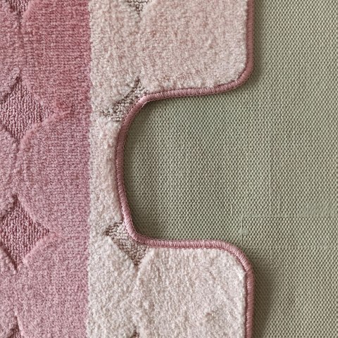 Komplet łazienkowy Montana z wycięciem Edremit XL Rose Komplet (50 cm x 80 cm i 40 cm x 50 cm) Komplet łazienkowy Montana z wycięciem Edremit XL Rose Komplet (50 cm x 80 cm i 40 cm x 50 cm)