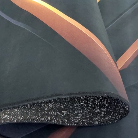 Dywan BLACK and GOLD N 03 60 x 100 cm czarny Dywan BLACK and GOLD N 03 60 x 100 cm czarny